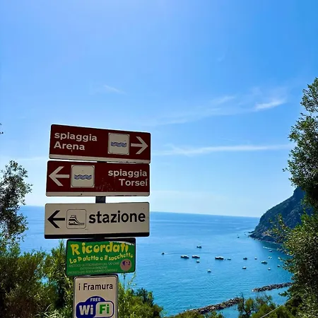 Con Terrazza Vista Mare Nel Borgo *