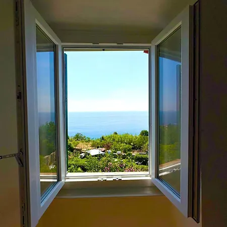 Con Terrazza Vista Mare Nel Borgo *