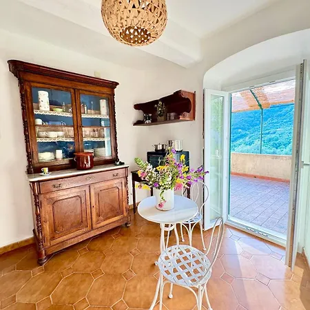 Con Terrazza Vista Mare Nel Borgo