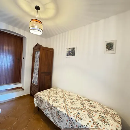 Con Terrazza Vista Mare Nel Borgo Apartmán